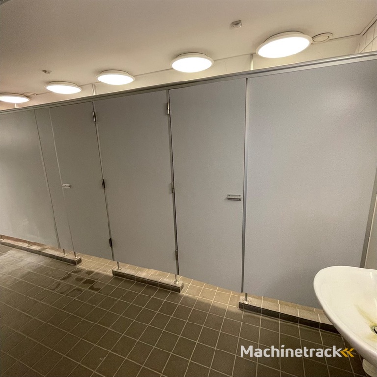 ABC Afskærmningsvæg til 3 bruserrum