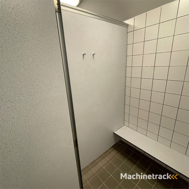 ABC Afskærmningsvæg til 3 bruserrum