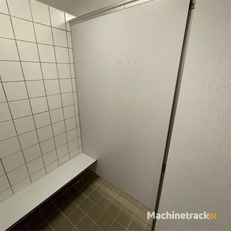 ABC Afskærmningsvæg til 3 bruserrum