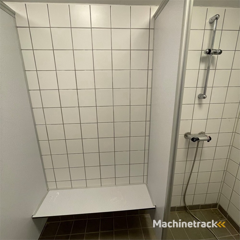 ABC Afskærmningsvæg til 3 bruserrum