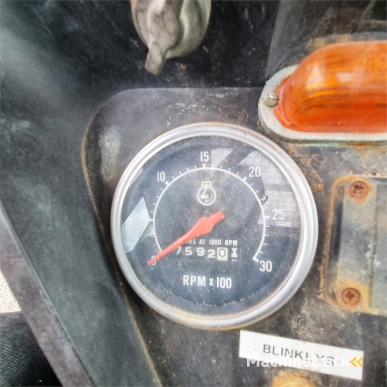 International IH 684