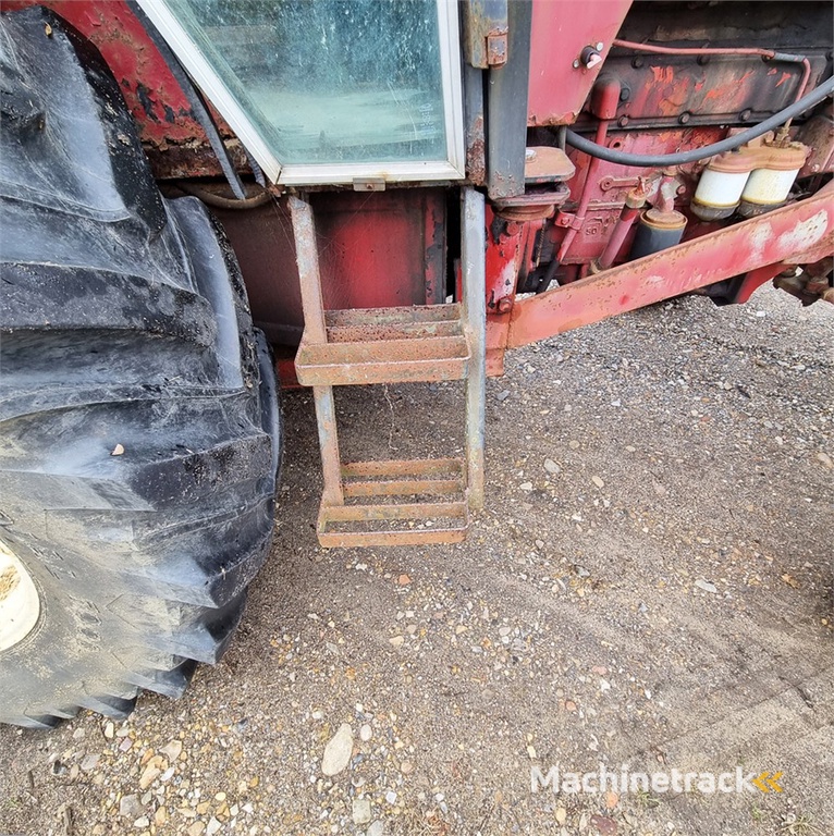 International IH 684