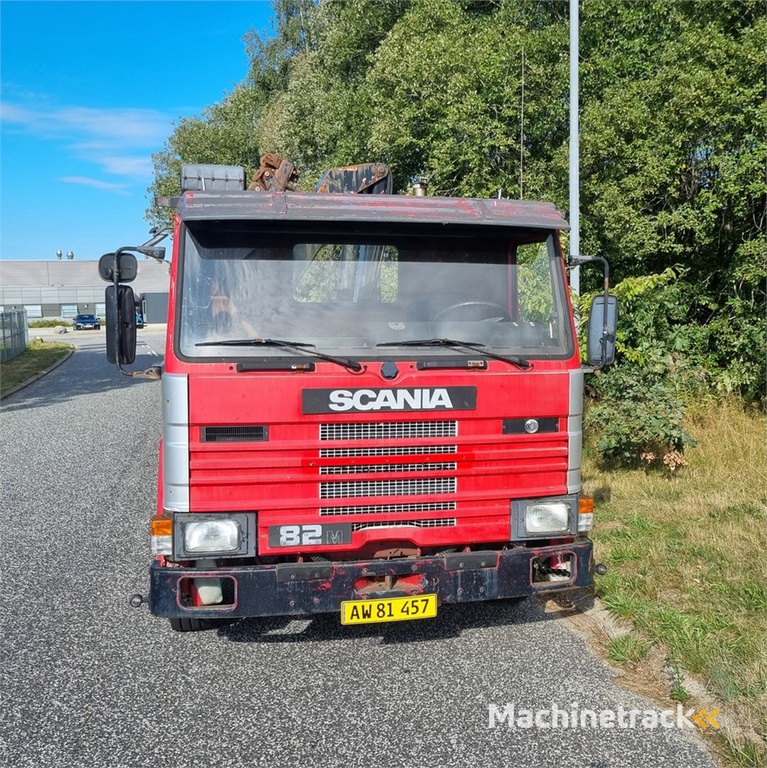 Scania 82M