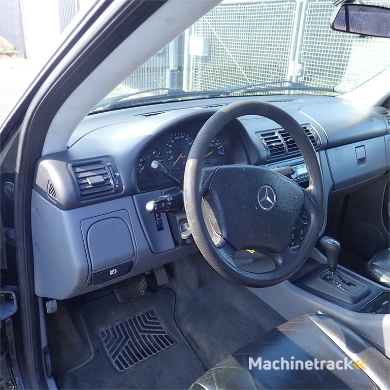 Mercedes ML 320