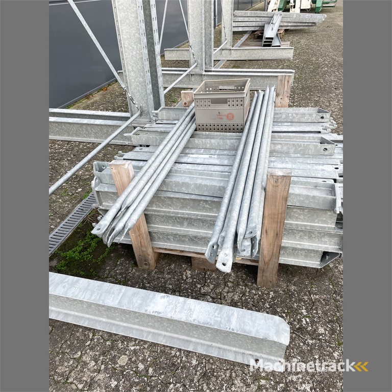 ABC Kraftig grenreol (måske Reolux)