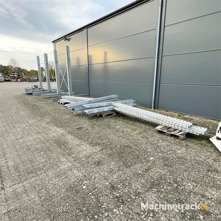 ABC Kraftig grenreol (måske Reolux)