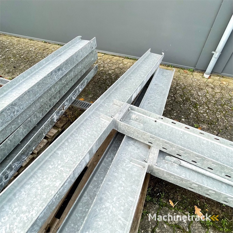 ABC Kraftig grenreol (måske Reolux)