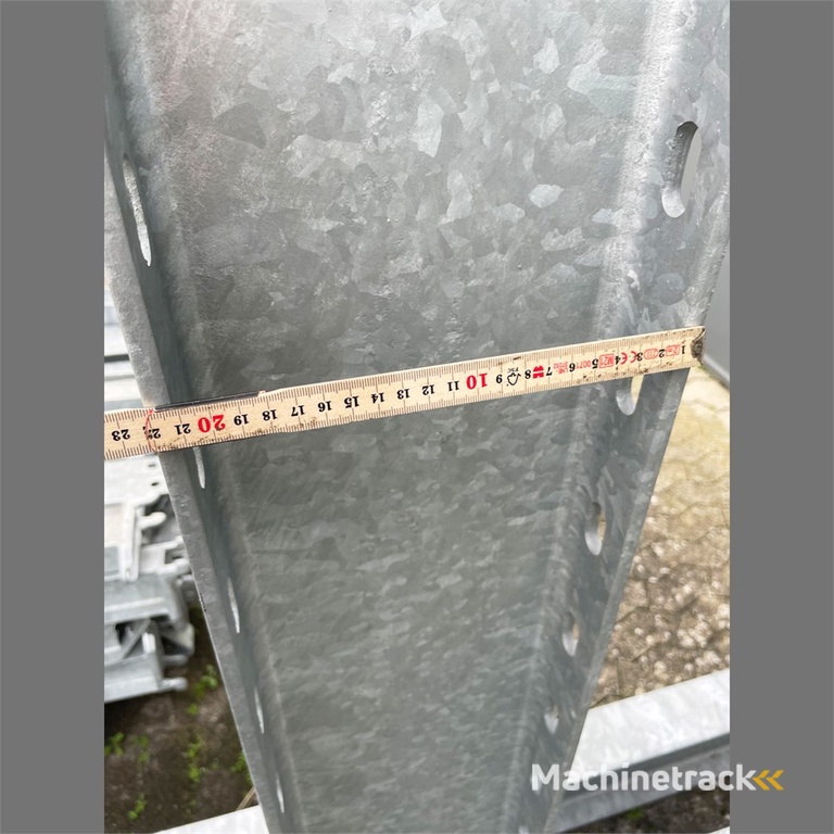 ABC Kraftig grenreol (måske Reolux)