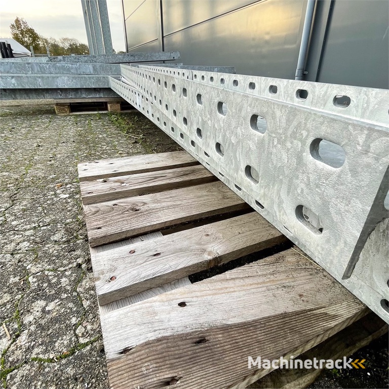 ABC Kraftig grenreol (måske Reolux)