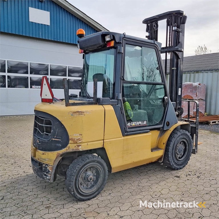 Caterpillar DP 40 K - 2