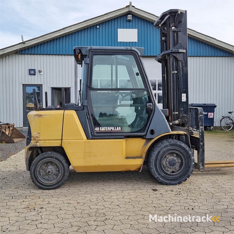 Caterpillar DP 40 K - 2