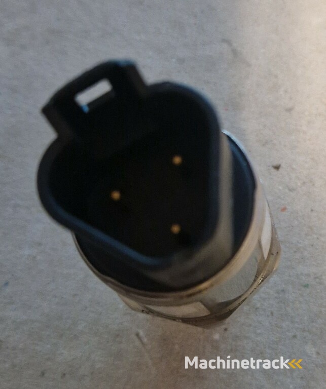 Volvo Pressure Sensor 17203744