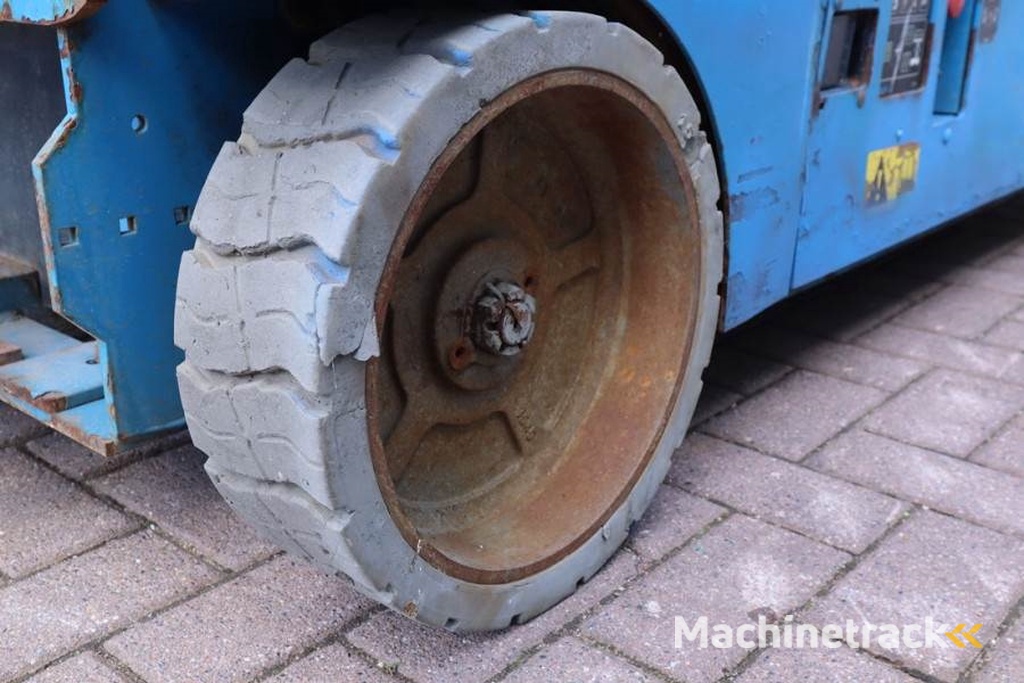 Genie GS4047 Electric, 14m Working Height, 350kg Capacit