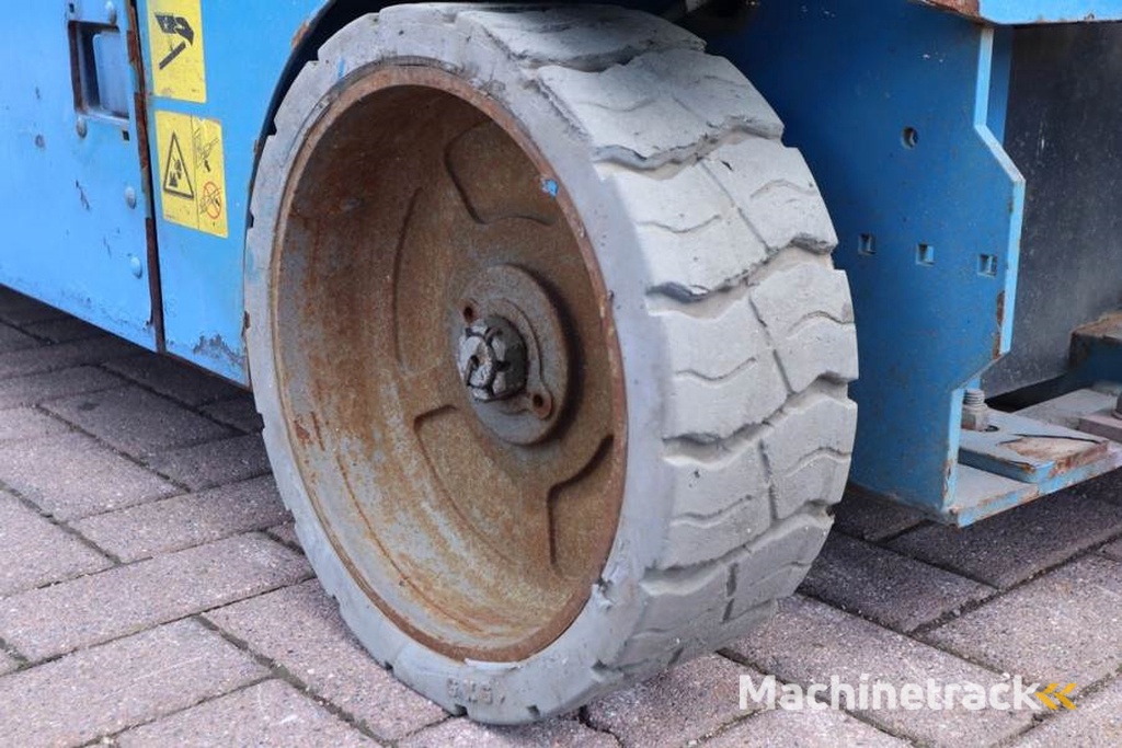 Genie GS4047 Electric, 14m Working Height, 350kg Capacit