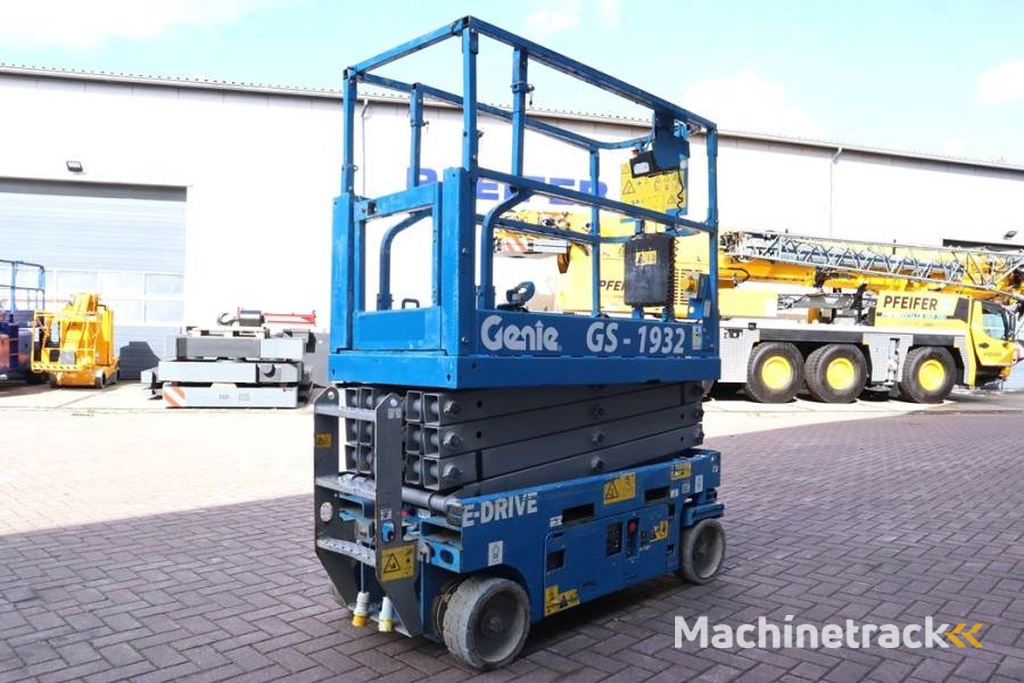 Genie GS1932 E-Drive Several In Stock, 8m Working Height