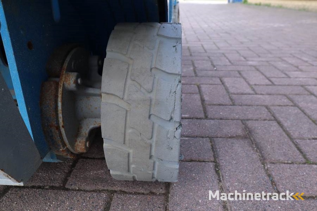 Genie GS1932 E-Drive Several In Stock, 8m Working Height