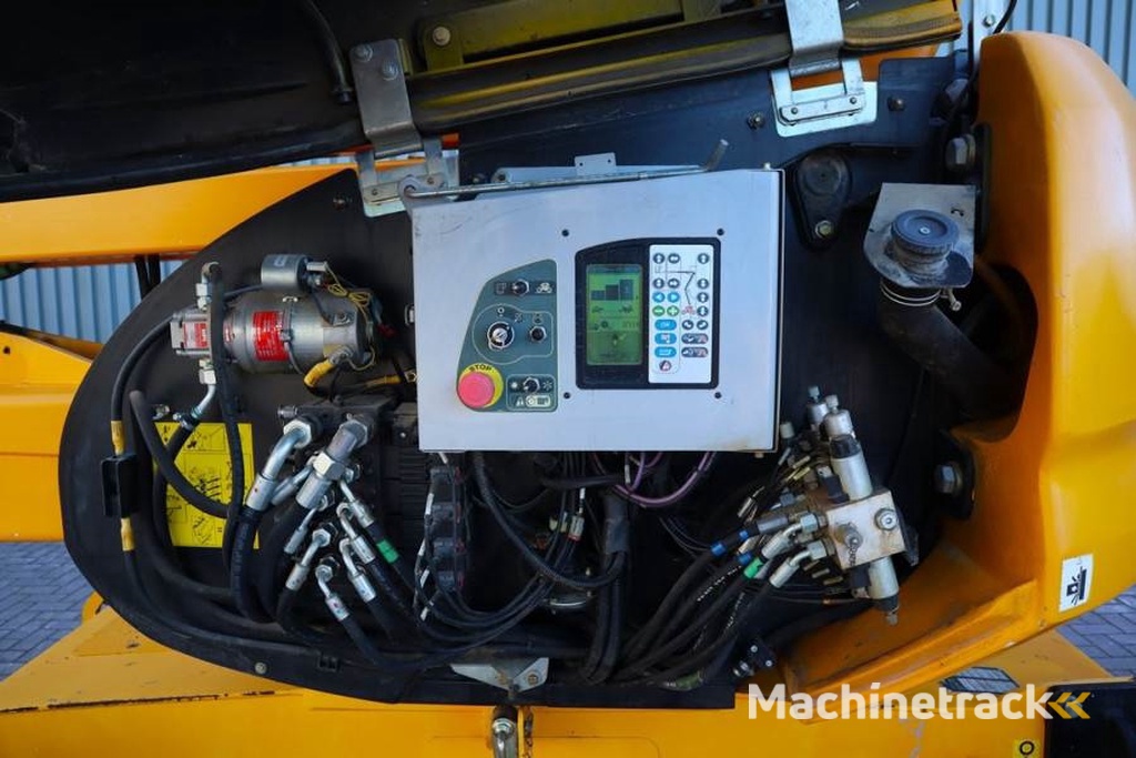 Manitou 180ATJ Diesel, 4x4x4 Drive, 18m Working Height, 11