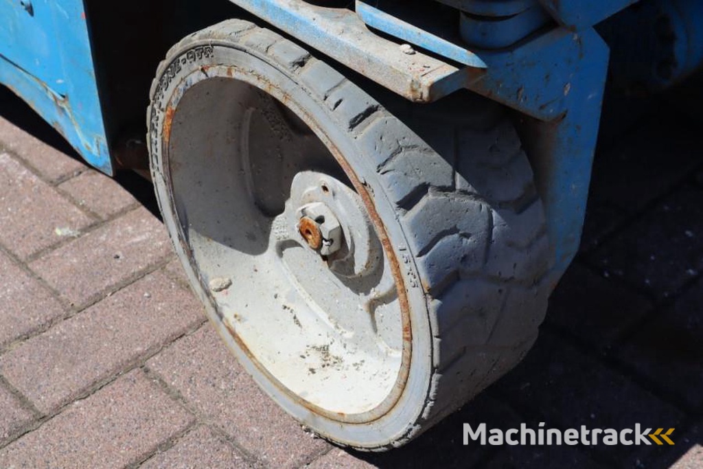 Genie GS2632 Electric, Working Height 10m, 227kg Capacit