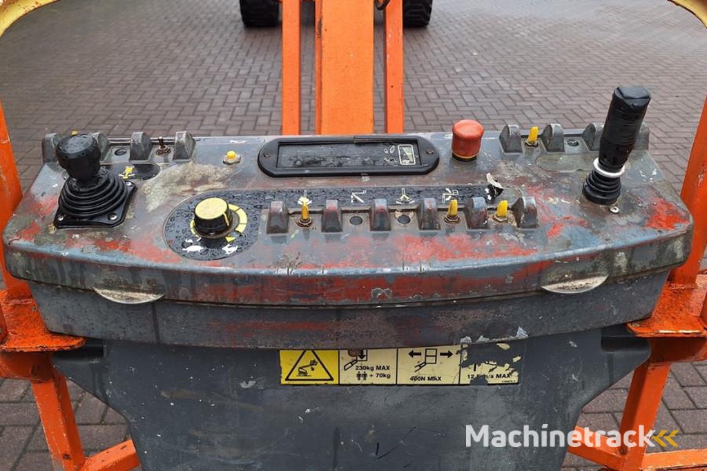 JLG 860SJ Diesel, 4x4 Drive, 28.2m Working Height, 22.