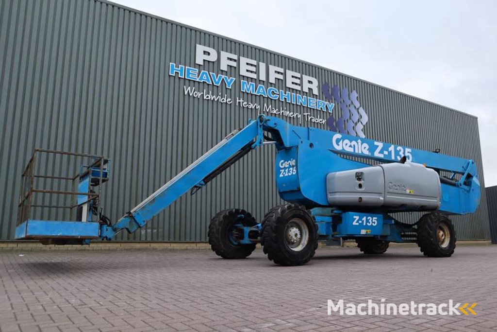 Genie Z135/70 Diesel, 4x4x4 Drive, 43m Lifting Height, 2