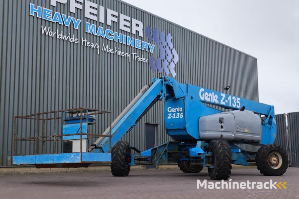 Genie Z135/70 Diesel, 4x4x4 Drive, 43m Lifting Height, 2