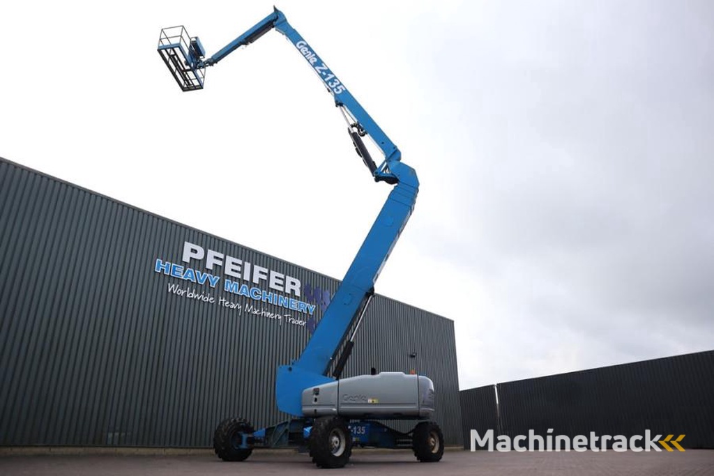Genie Z135/70 Diesel, 4x4x4 Drive, 43m Lifting Height, 2