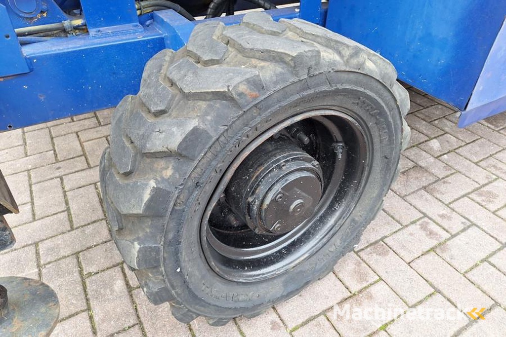 Haulotte H12SX Diesel, 4x4 Drive, 12m Working Height, 700kg