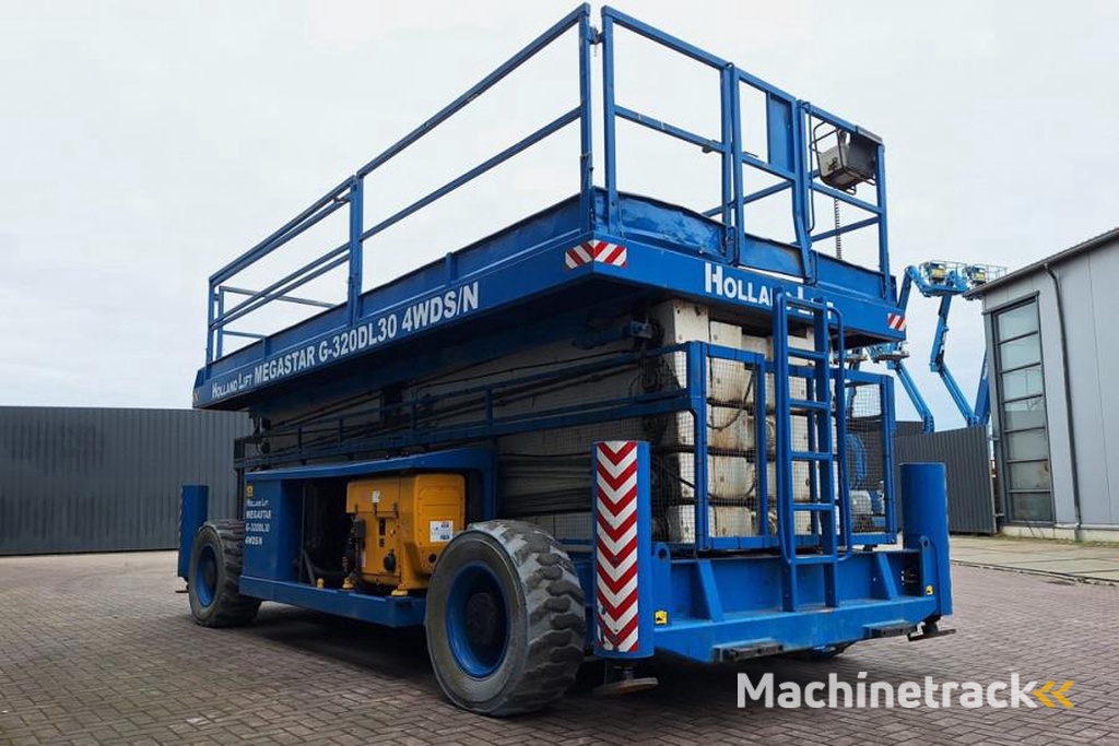 Holland Lift Megastar G320DL30 4WDS/N Diesel, 4x4x4 Drive, 34m