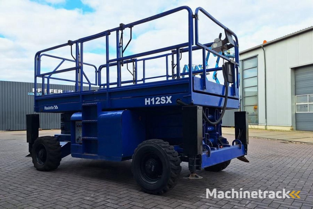 Haulotte H12SX Diesel, 4x4 Drive, 12m Working Height, 700kg