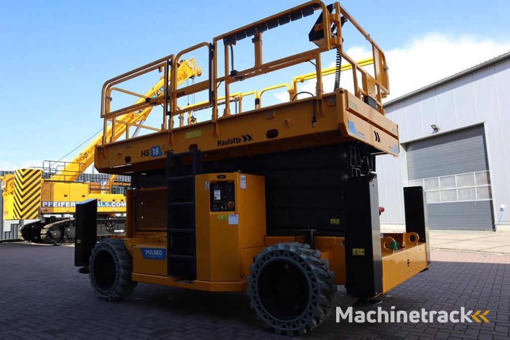 Haulotte HS18EPRO Full Electric 4x4 Drive, Versatile Use: O