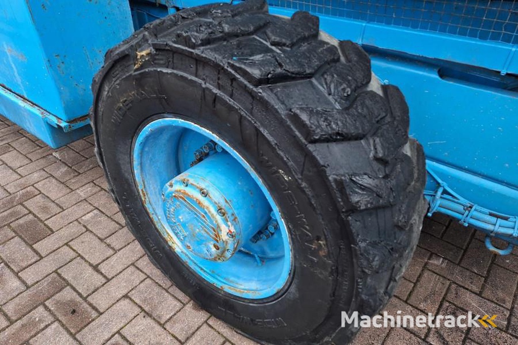 Holland Lift Megastar G300 Diesel, 4x4x4 Drive, 33.5m Working H