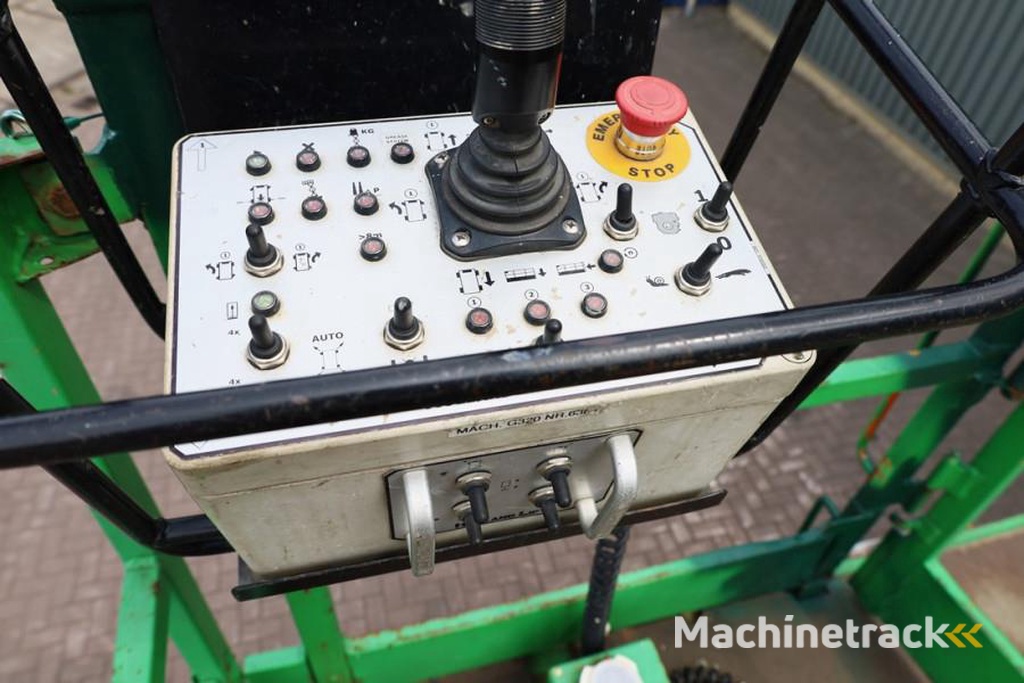 Holland Lift Megastar G-320DL30-4WDS/N Diesel, 4x4x4 Drive, 34m