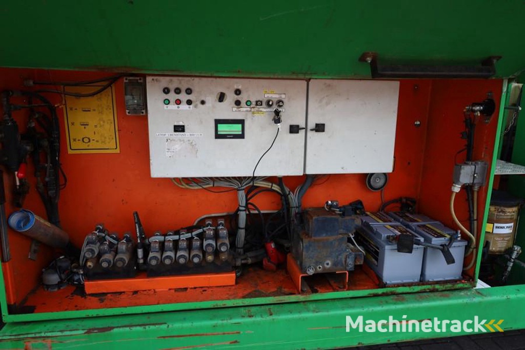 Holland Lift Megastar G-320DL30-4WDS/N Diesel, 4x4x4 Drive, 34m