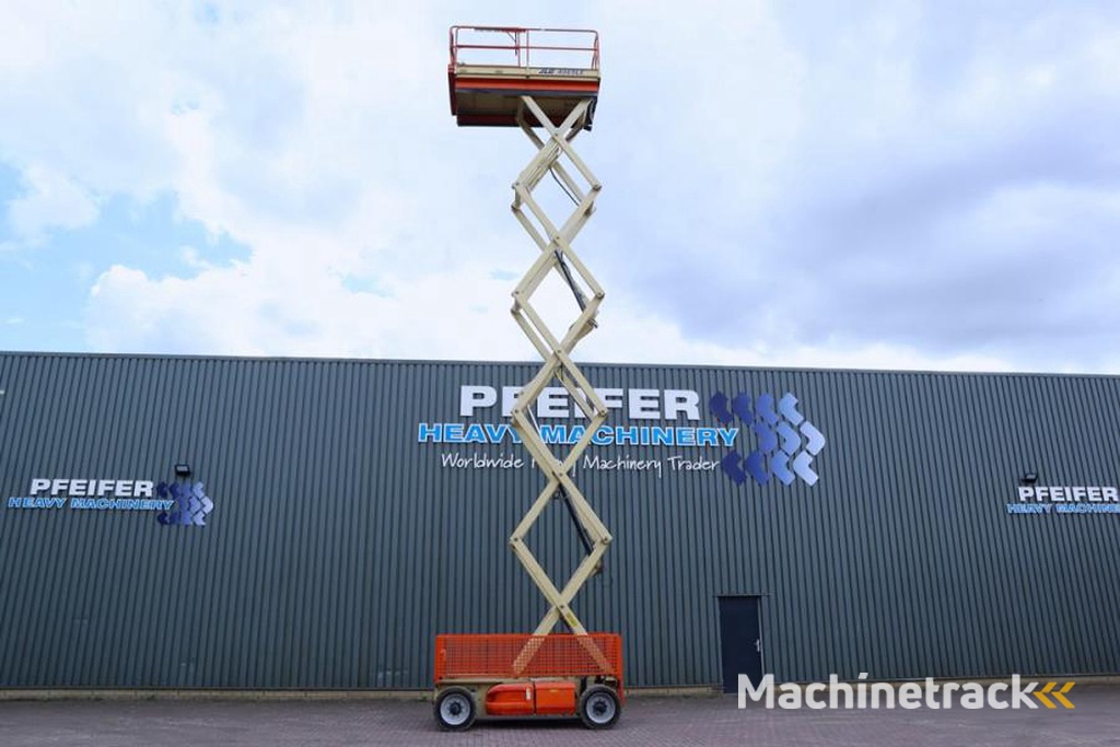 JLG 4069LE Electric, 14.2m Working Height, 360kg Capac