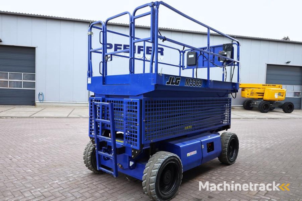 JLG M3369 Hybrid, 12m Working Height, 450kg Capacity,