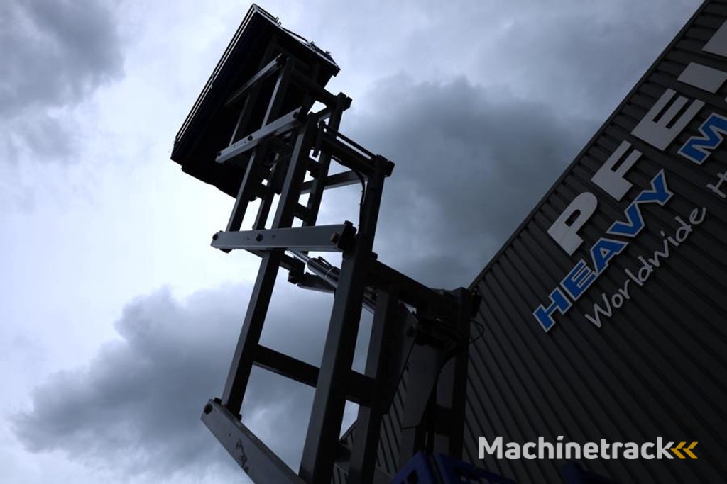 JLG M3369 Hybrid, 12m Working Height, 450kg Capacity,