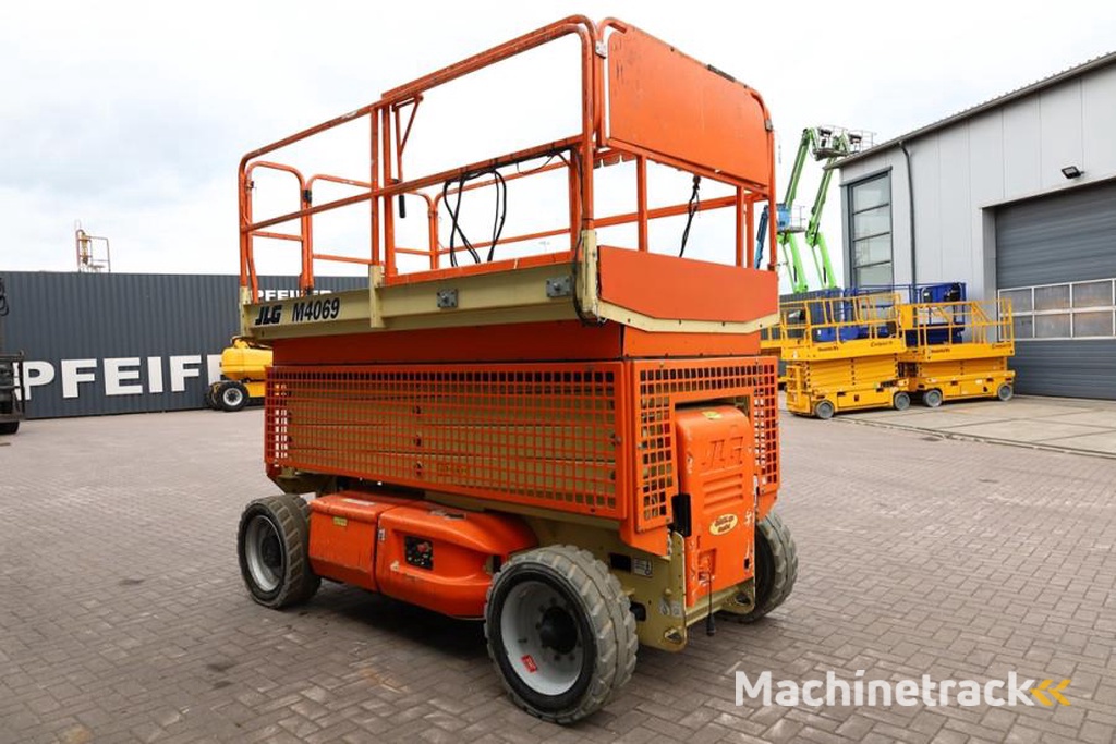 JLG M4069 Hybrid, 14.2m Working Height, 360kg Capacity