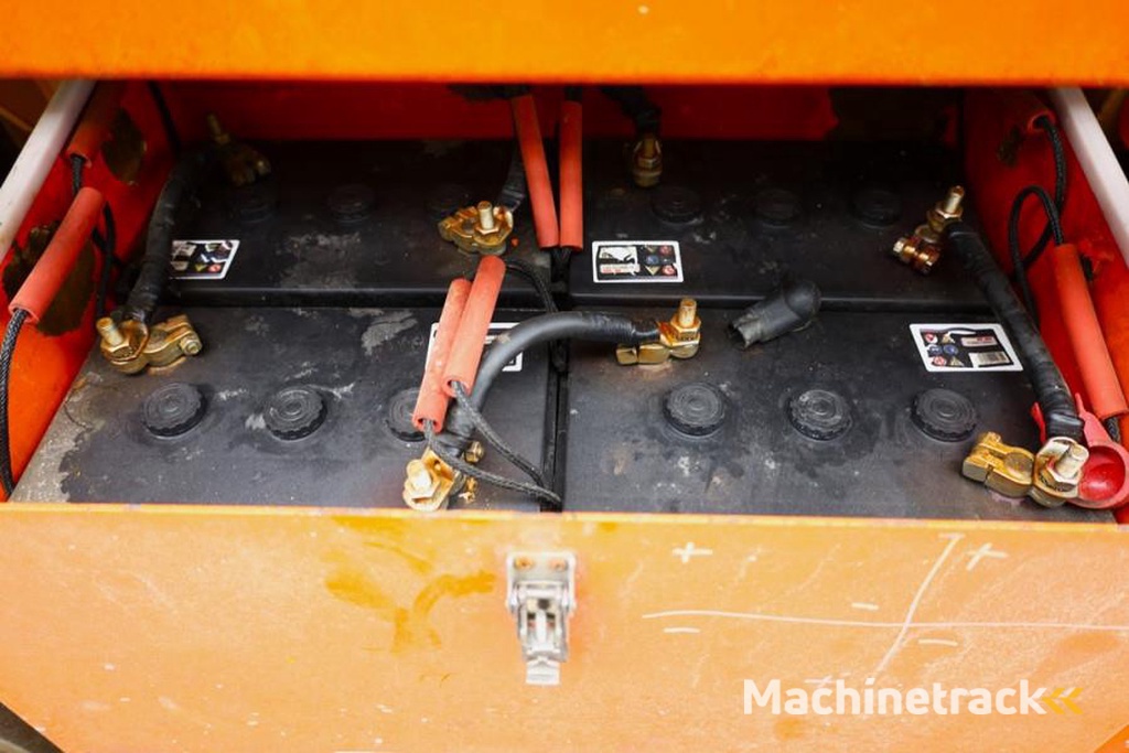 JLG M4069 Hybrid, 14.2m Working Height, 360kg Capacity