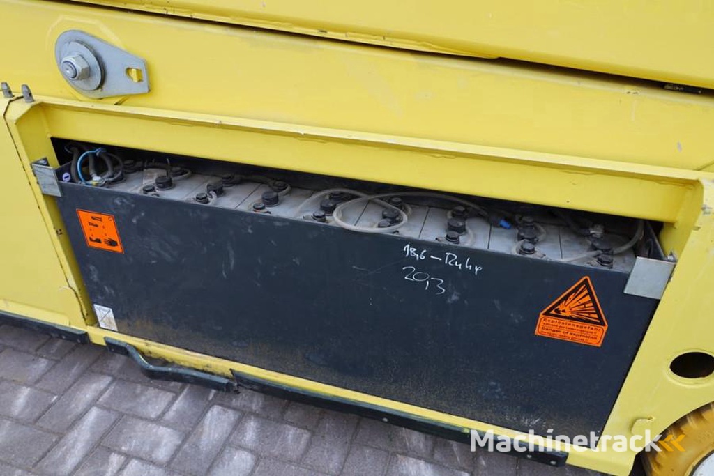 PB LIFT S195-12ES Electric, 19.6m Working Height, 700