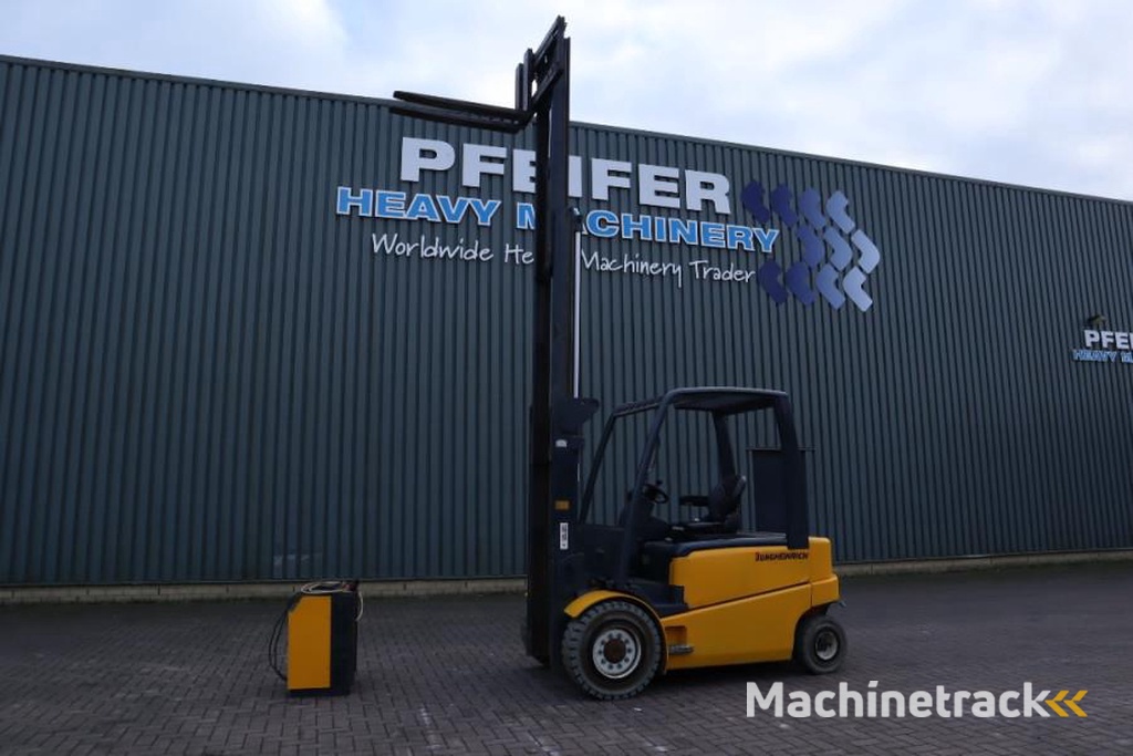 Jungheinrich EFG535 Electric, Lifting Height 4700mm, Freelift 1