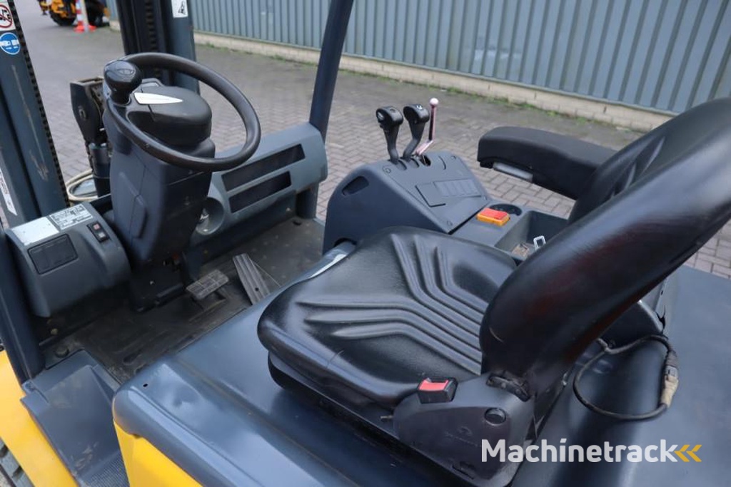 Jungheinrich EFG535 Electric, Lifting Height 4700mm, Freelift 1