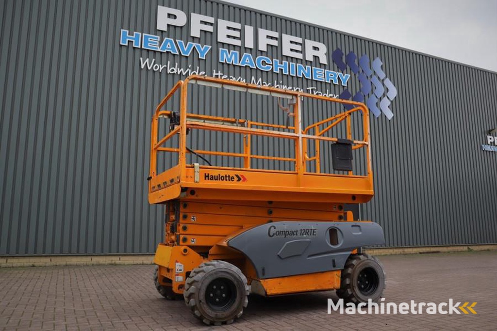 Haulotte Compact 12 RTE As-Is, Electric, 4x4 Drive, 12m Wor
