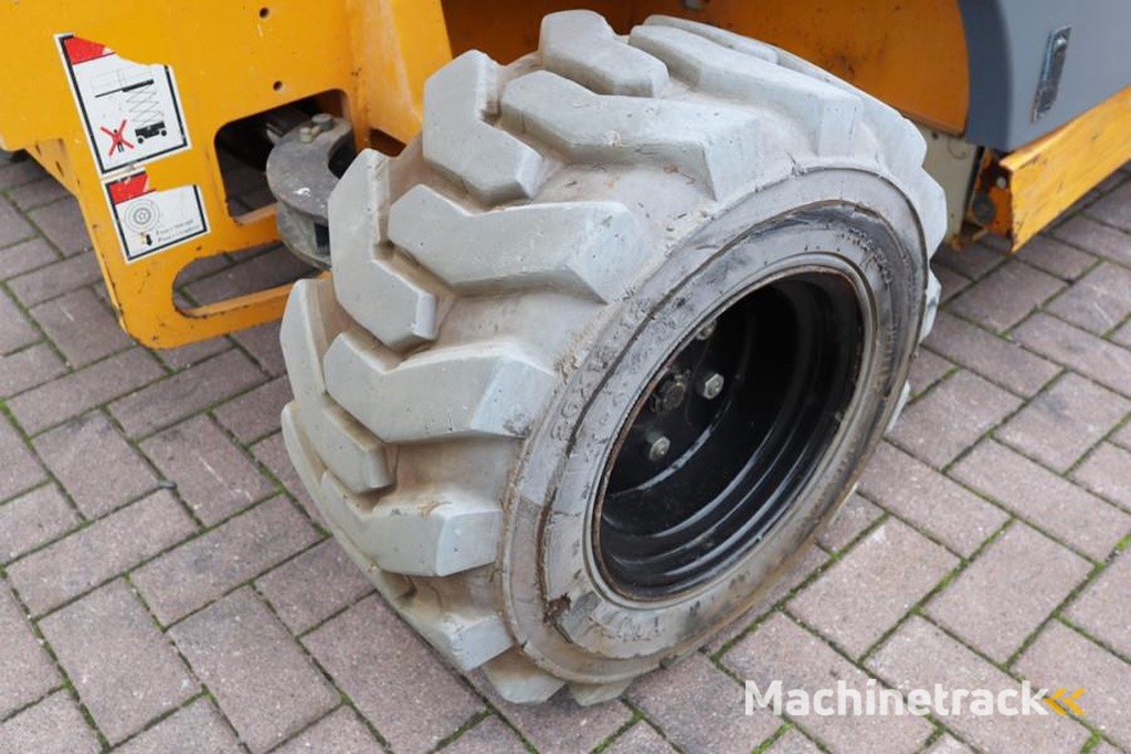 Haulotte Compact 12 RTE As-Is, Electric, 4x4 Drive, 12m Wor