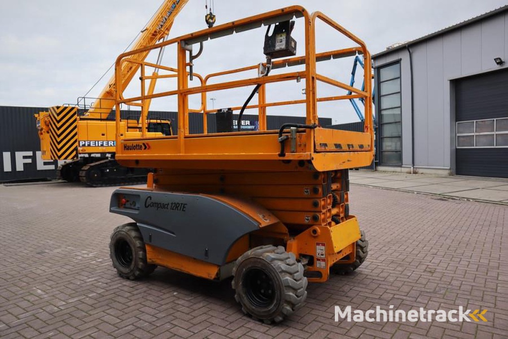 Haulotte Compact 12 RTE As-Is, Electric, 4x4 Drive, 12m Wor
