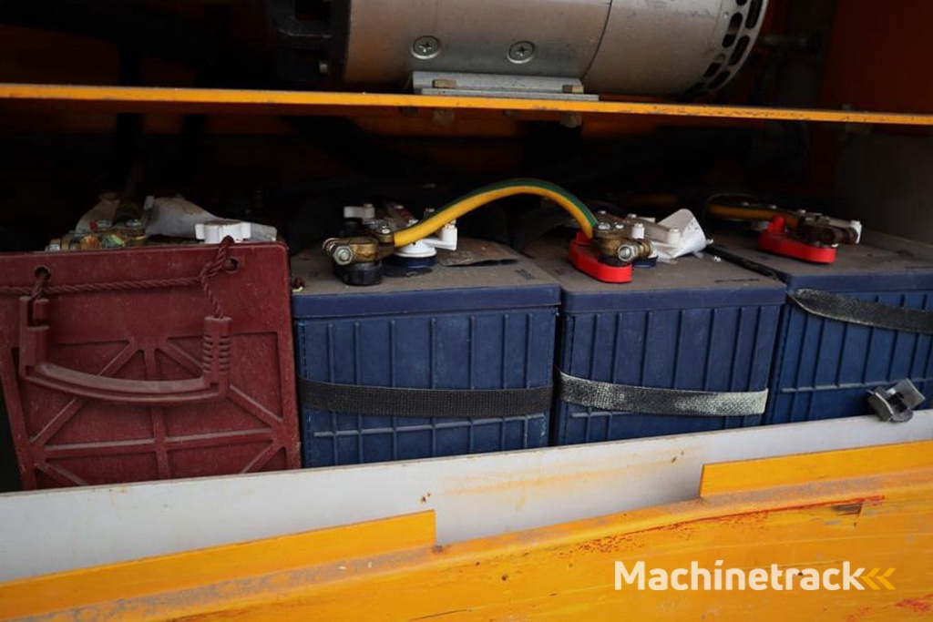 Haulotte Compact 12 RTE As-Is, Electric, 4x4 Drive, 12m Wor