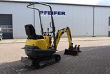 Minituur van Wacker Neuson E08-01 Wacker Neuson mini excavator including 2 bu