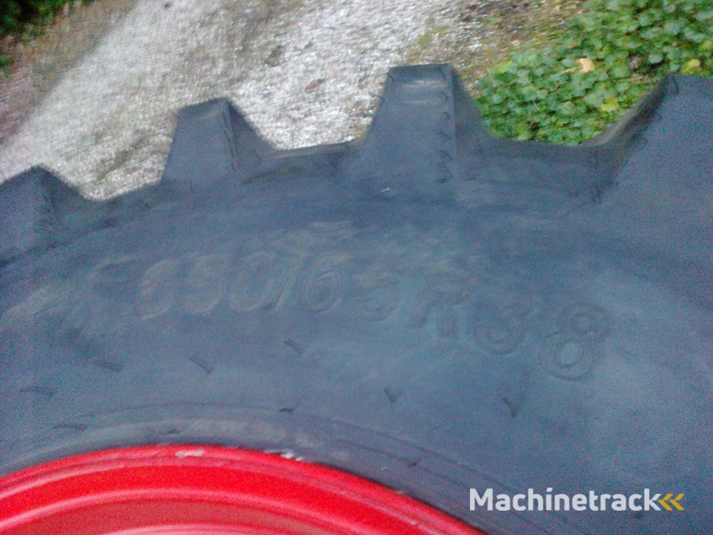 starmaxx 650/65R38 163D