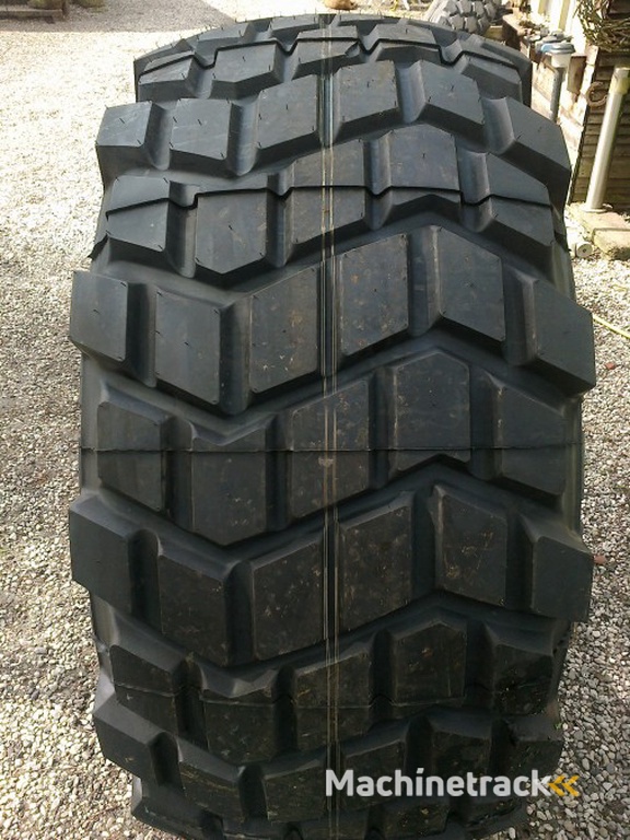 Michelin xs 24R20.5