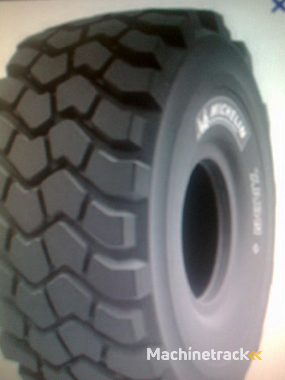 Michelin xadn 23.5R25 nieuwe banden