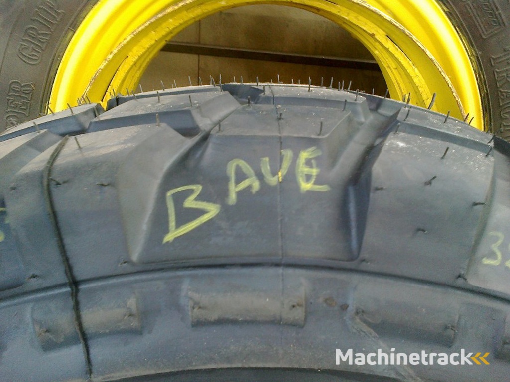 Michelin covers ecotrac 24R20.5 covers